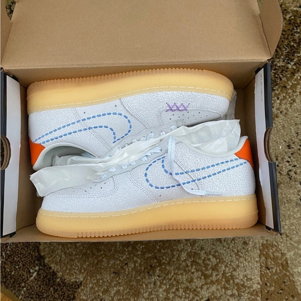 New in box Nike Air Force ‘07 LV8 - Picture 2 of 5